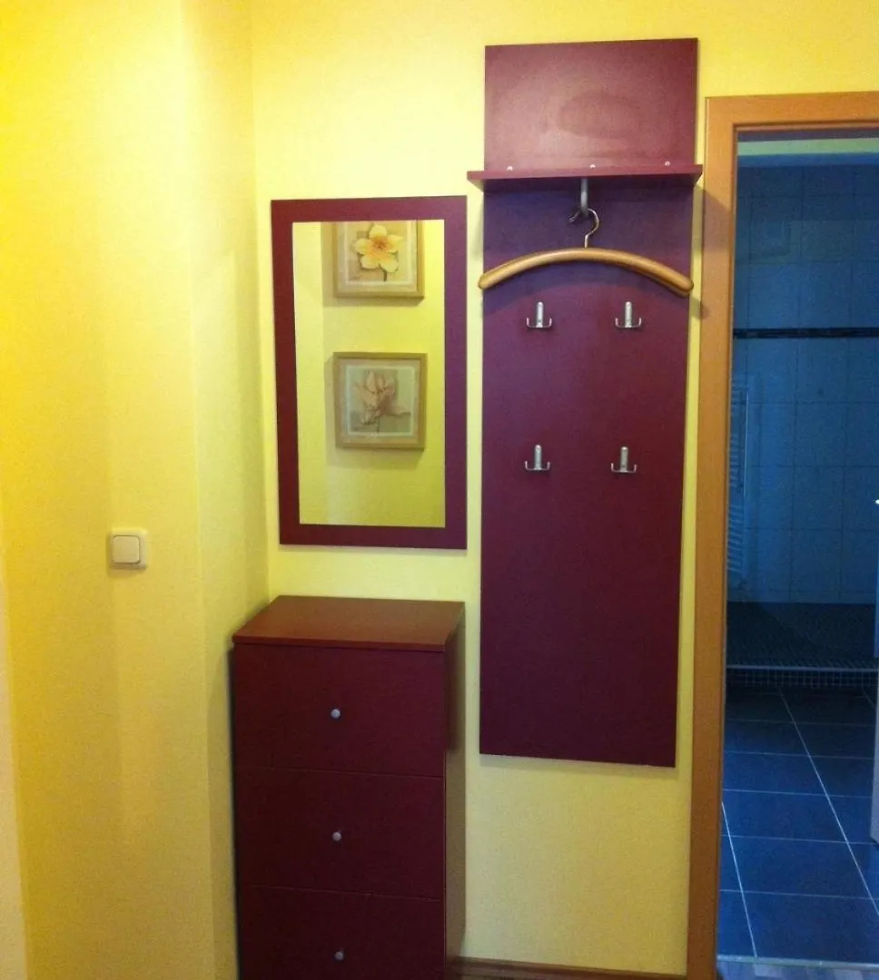 City Apartment In Nuernberg Am Bahnhof  Nuremberg